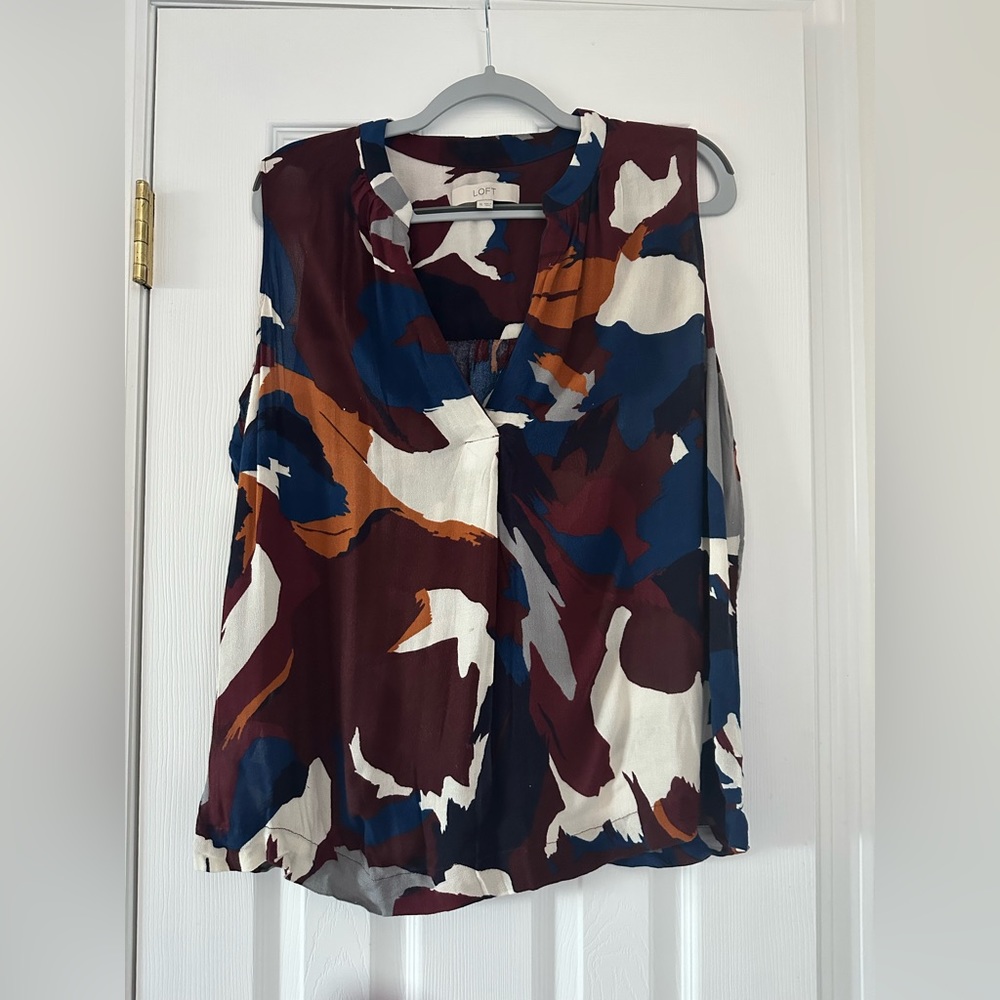XL LOFT sleeveless blouse